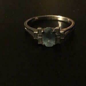 Elegant Silver Ring with Blue Gemstone